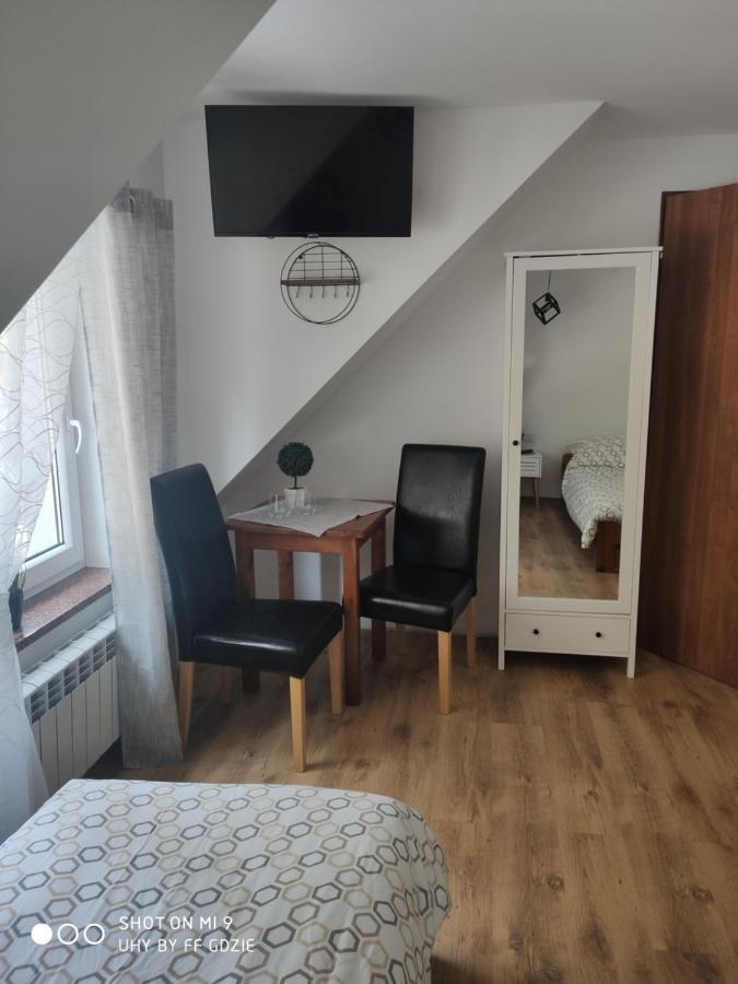 Apartamenty Pod Sosnami Ostroda Miedzylesie 6Os Esterno foto